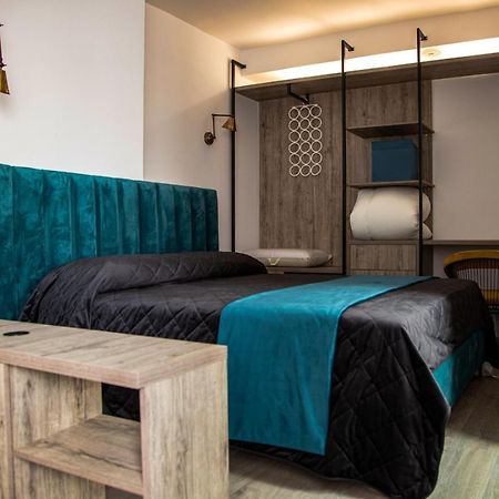 Lucas Central Premium Studios Tiranë Luaran gambar