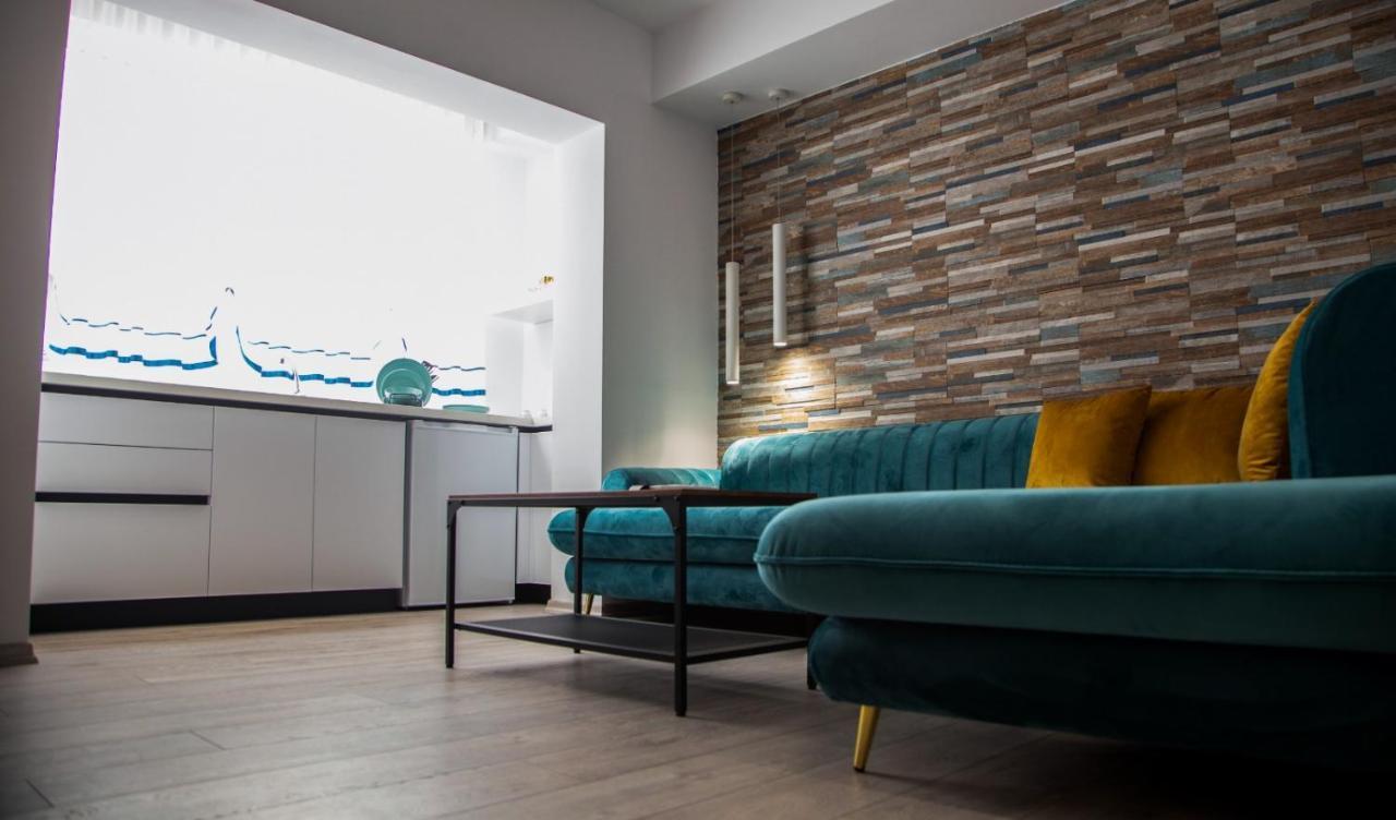 Lucas Central Premium Studios Tiranë Luaran gambar